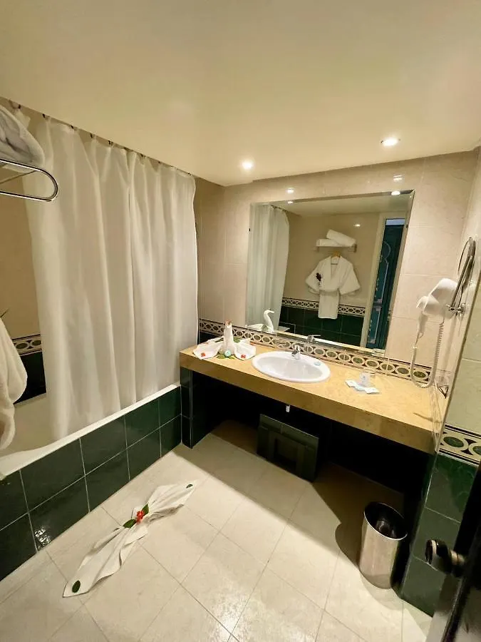 Hotel Volubilis Fès 4*,
